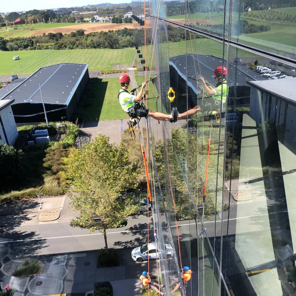Window-washing-04 Clean Start- Auckland’s premier high-rise cleaning and maintenance specialists